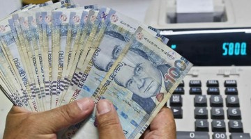 El 44.3 % de trabajadores peruanos recibe sueldo inferior al mínimo